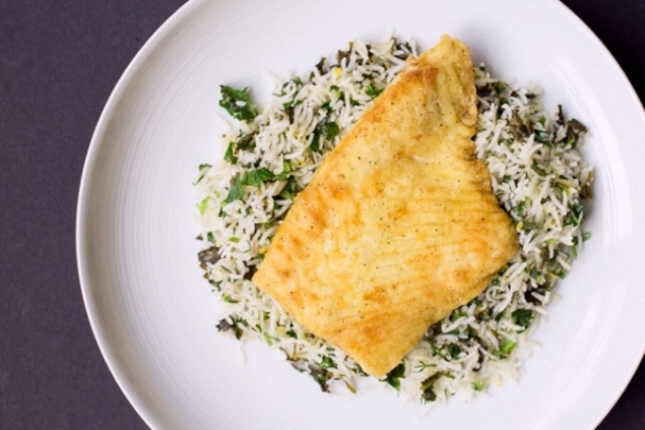 Рис с рыбой за 15 минут – пошаговый рецепт приготовления с фото